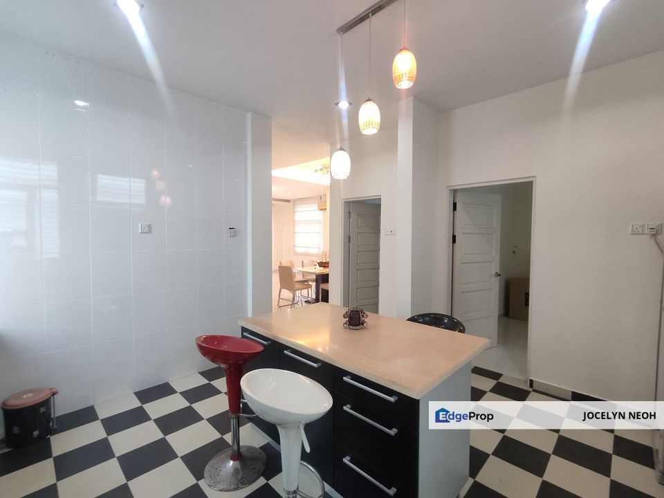 3 Storey Bungalow for Sale @ Bayan Lepas Teluk Kumbar, Penang, Teluk Kumbar