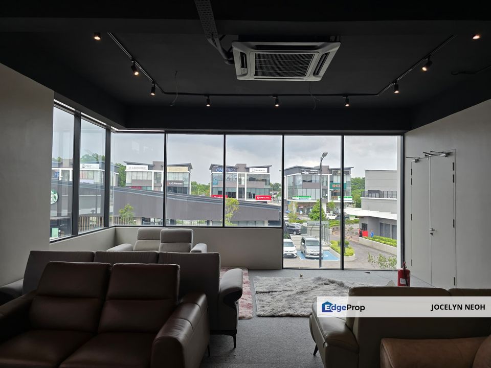 3 Storey commercial shop lot with Lift for Rent@ Iconic Point, Penang, Simpang Ampat