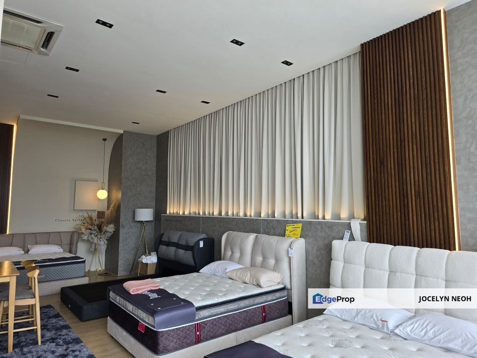 3 Storey commercial shop lot with Lift for Rent@ Iconic Point, Penang, Simpang Ampat