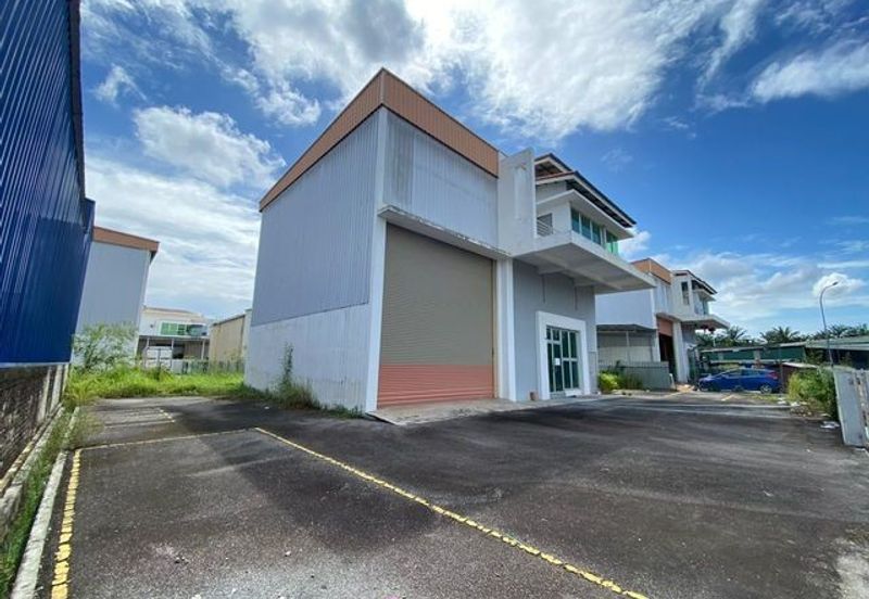 Permatang Tinggi 2 Storey Detached Factory for Rent / Sales