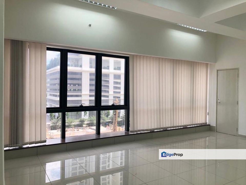 Aurora Sovo, Kuala Lumpur, Bukit Jalil