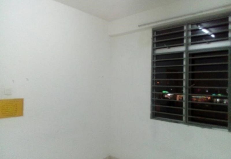 Shop Apartment @ Taman Setia Balakong
