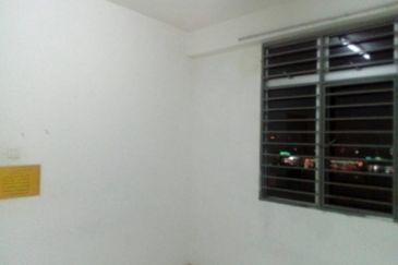 Shop Apartment @ Taman Setia Balakong