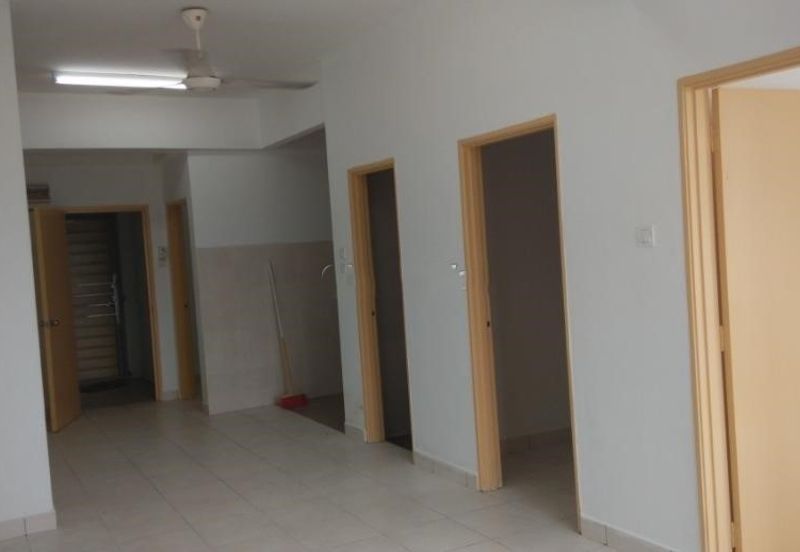 Shop Apartment @ Taman Setia Balakong