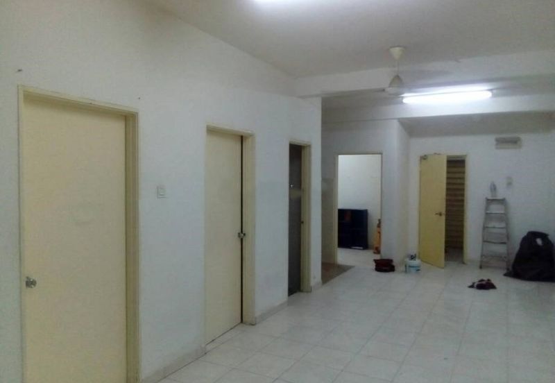 Shop Apartment @ Taman Setia Balakong