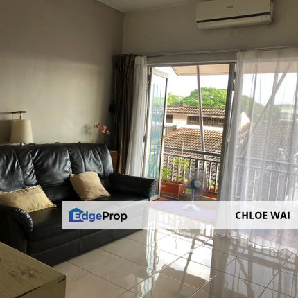 Upper Floor Sri Kayangan Town Villa, Selangor, Kayu Ara