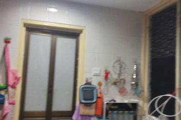 Vista Pinggiran, Taman Pinggiran Putra