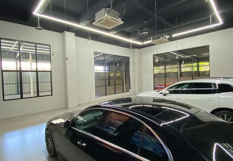 6 Storey Factory @ Bandar Tun Razak