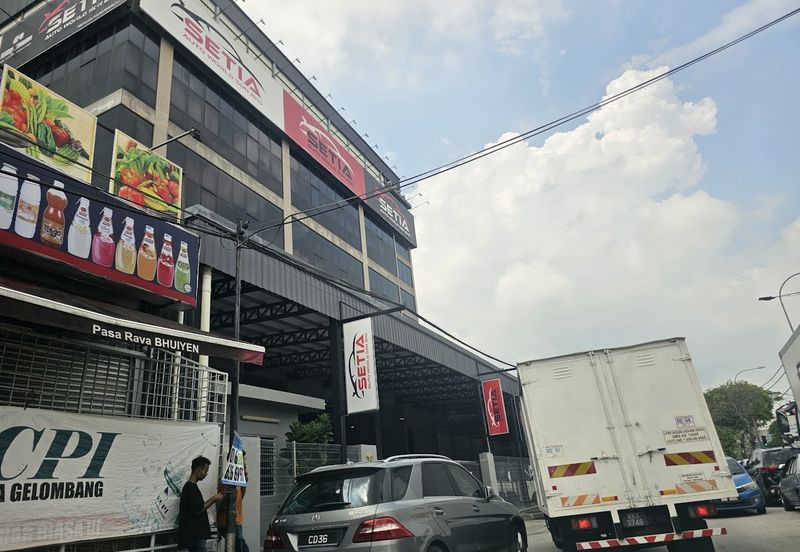 1.5 Storey Factory Bandar Tun Razak