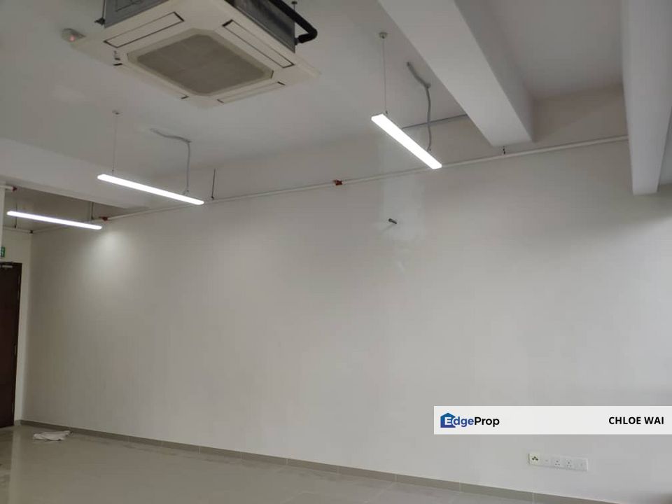 Nice 744sf 2 Windows, Kuala Lumpur, Bukit Jalil