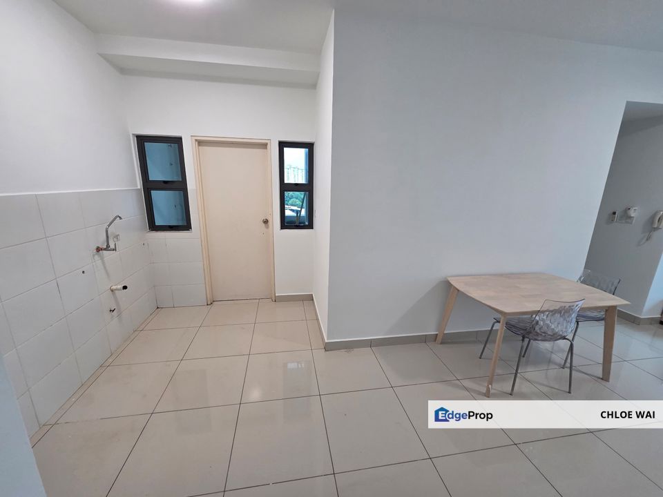 Nice Partly furnished trinity aquata, Kuala Lumpur, Sungai Besi