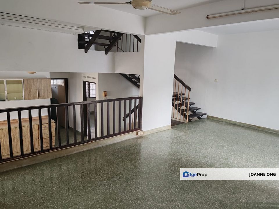 End Lot Freehold 2 Storey at Yulek For Sale, Kuala Lumpur, Cheras