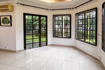 Tropicana Golf & Country Resort