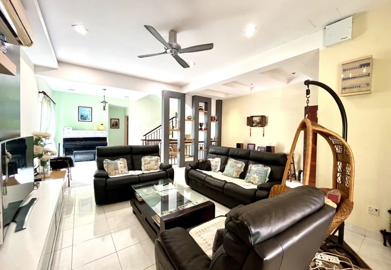 Renovated Corner 3-Storey Terrace For Sale @ Taman Sungai Sering, Batu 9