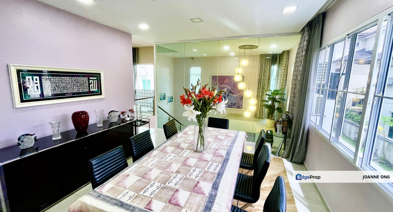 Fully Renovated 3-Storey Bungalow for Sale @ Subang Heights West, Selangor, Subang Jaya