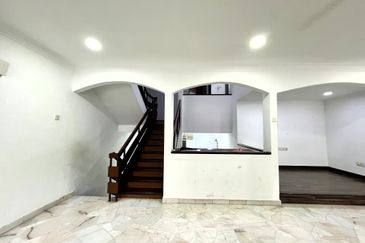 Jalan Taman Bukit Desa