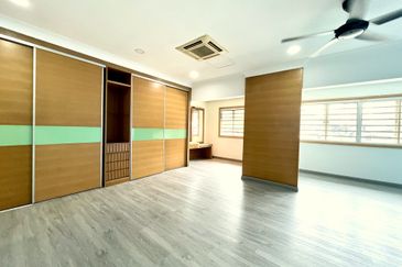 Jalan Taman Bukit Desa