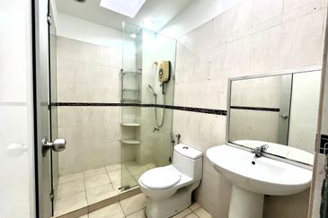 Jalan Taman Bukit Desa