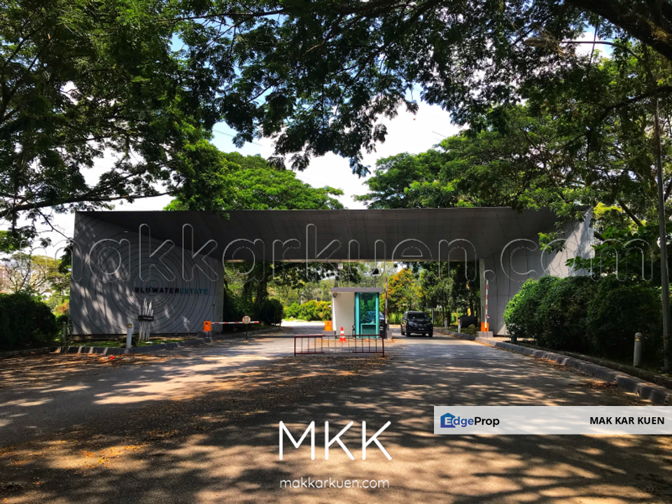 Please call us to setup a date for an interior viewing and side deal, Selangor, Seri Kembangan