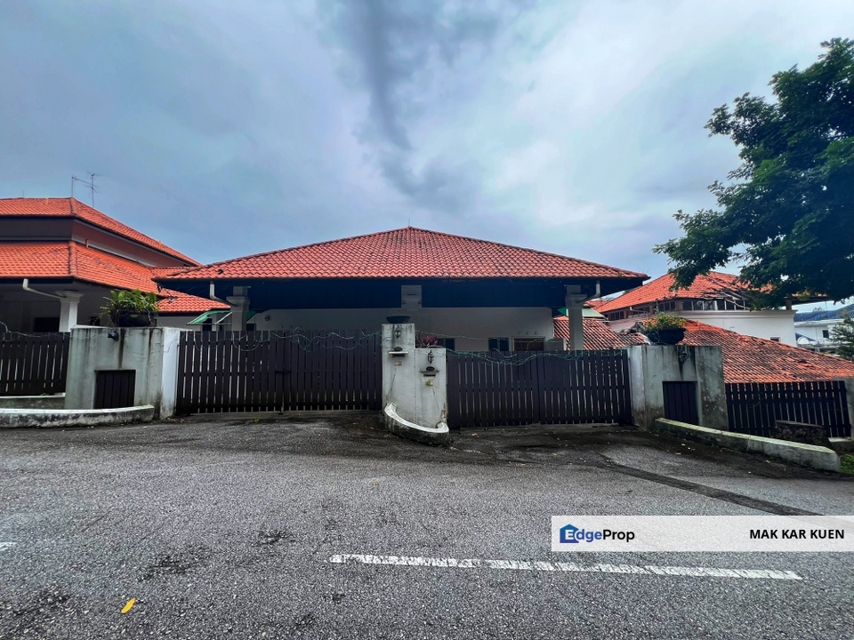 Please call us to setup a date for an interior viewing and side deal, Kuala Lumpur, Taman Duta