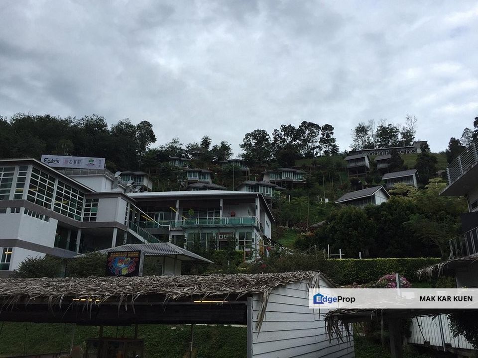 Please call us to setup a date for an interior viewing and side deal, Pahang, Sega