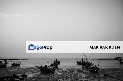 Please call us to setup a date for an interior viewing and side deal, Kedah, Gurun