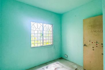 Residensi Warnasari 1