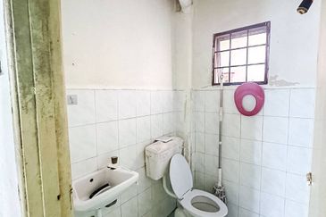 Residensi Warnasari 1