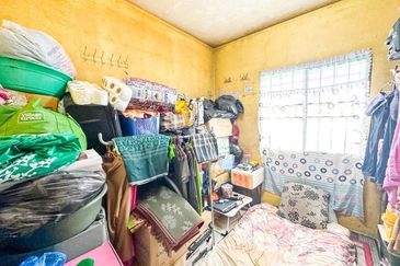 Residensi Warnasari 1