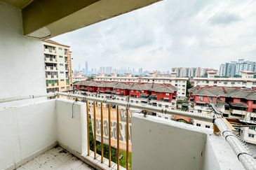 Le Jardine Condominium