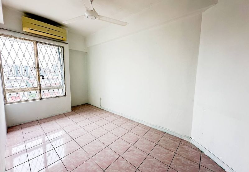 Le Jardine Condominium