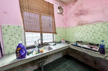 Desa Pinggiran Tanjung