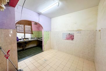 Desa Pinggiran Tanjung