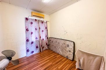 Desa Pinggiran Tanjung