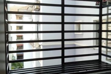 Residensi Warnasari 3