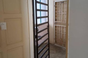 Residensi Warnasari 3