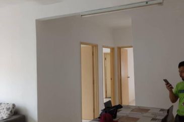 Residensi Warnasari 3