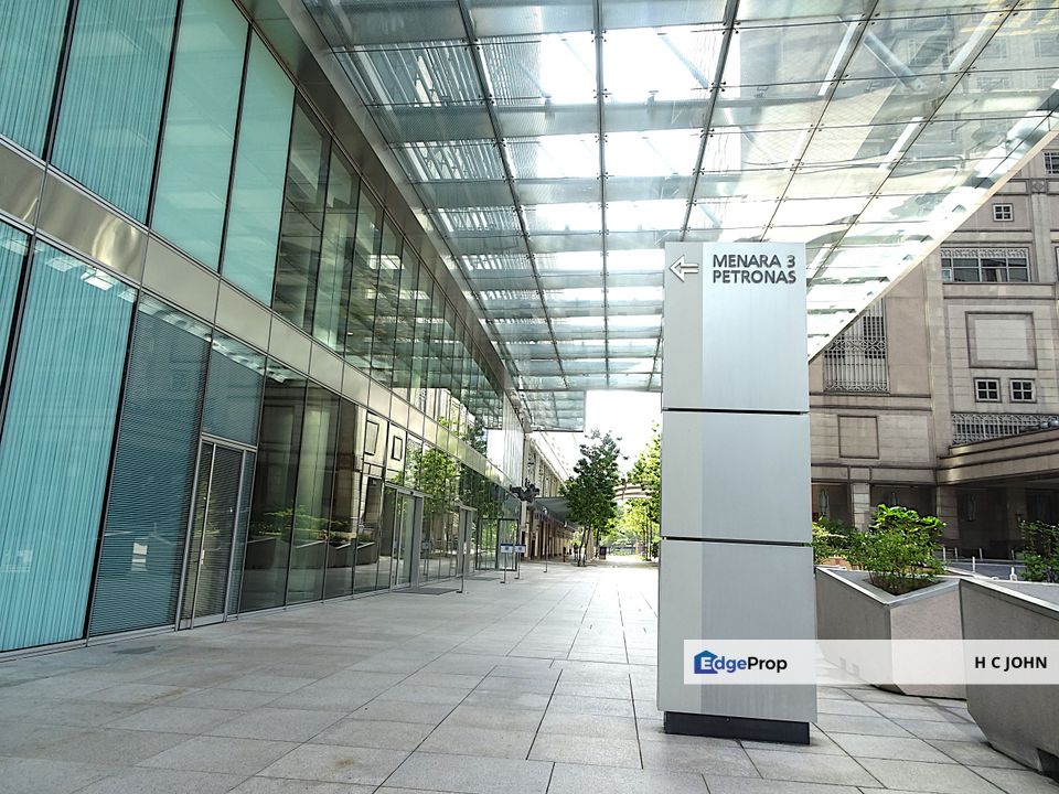 KLCC Petronas Towers - Strategic Business Location, Kuala Lumpur, KLCC