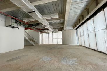 Menara AIA Sentral (formerly Menara Standard Chartered)