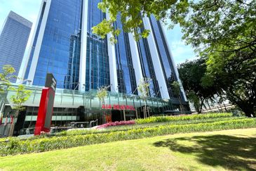 Menara AIA Sentral (formerly Menara Standard Chartered)