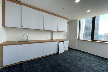 Menara AIA Sentral (formerly Menara Standard Chartered)