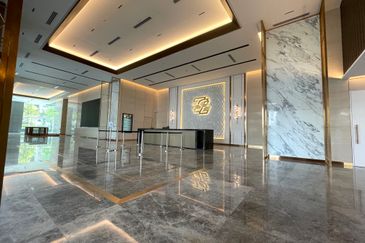 TSLAW Tower - Bukit Bintang KLCC TRX - New Retail-F & B Shops with direct access to MRT station