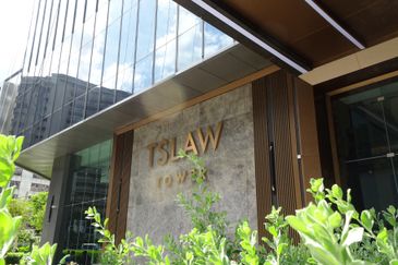 TSLAW Tower - Bukit Bintang KLCC TRX - New Retail-F & B Shops with direct access to MRT station