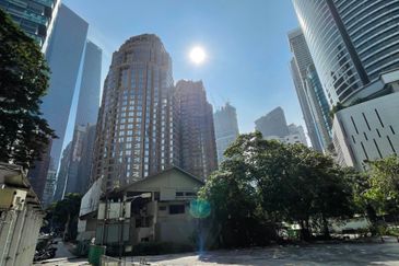 Menara HLX (formerly Menara HLA)