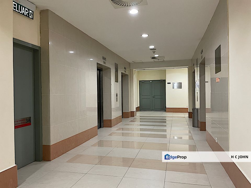 Menara UAC - PJ Mutiara Damansara Grade A Office closeby Train station, Selangor, Mutiara Damansara