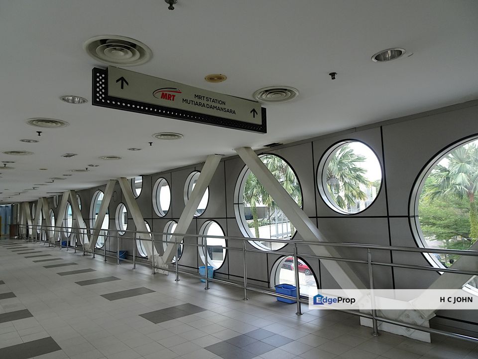 Menara UAC - PJ Mutiara Damansara Grade A Office closeby Train station, Selangor, Mutiara Damansara