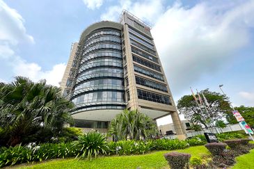 Menara UAC - PJ Mutiara Damansara Prime Retail Showroom Shop