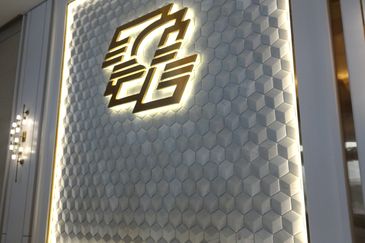 TSLAW Tower - Bukit Bintang KLCC TRX - New Retail-F & B Shops with direct access to MRT station