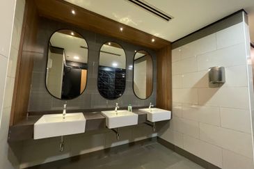 CIMB Hub (Formerly known as Kenanga International)