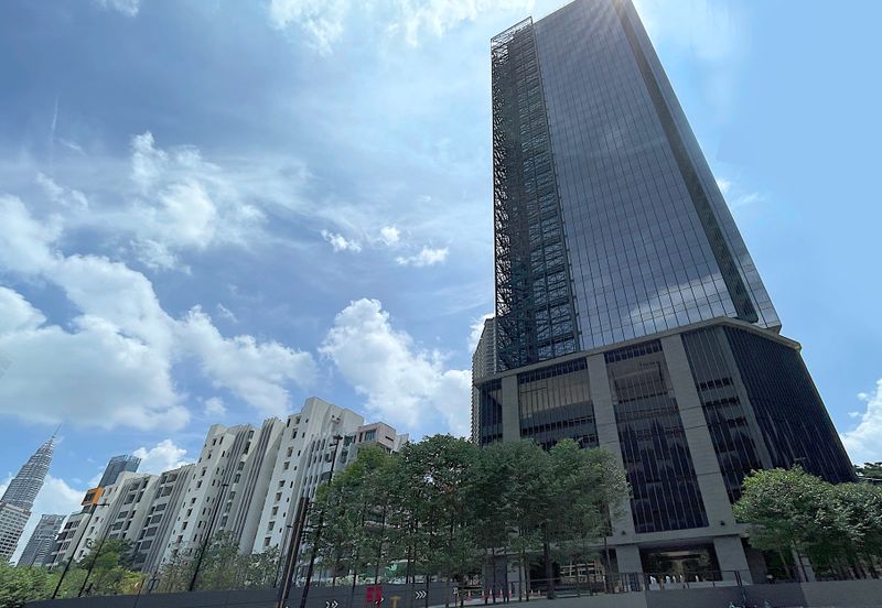 Plaza Conlay, Jalan Conlay